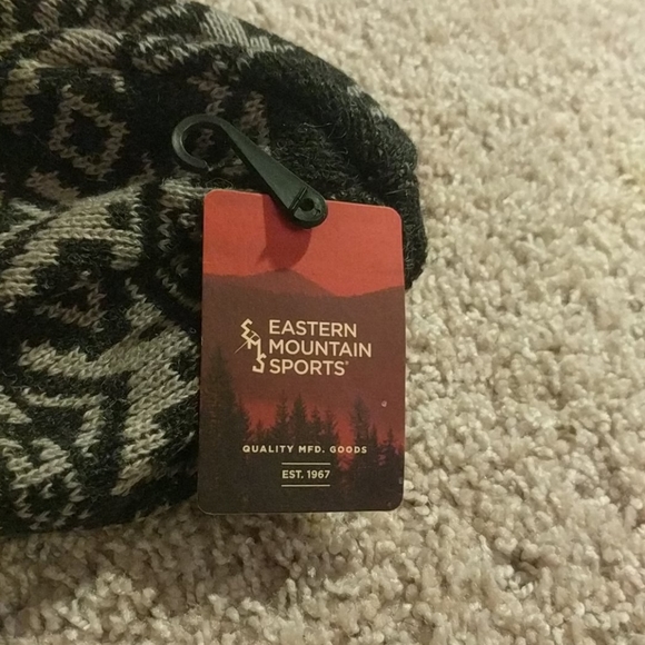 Peruvian hat - Picture 2 of 4